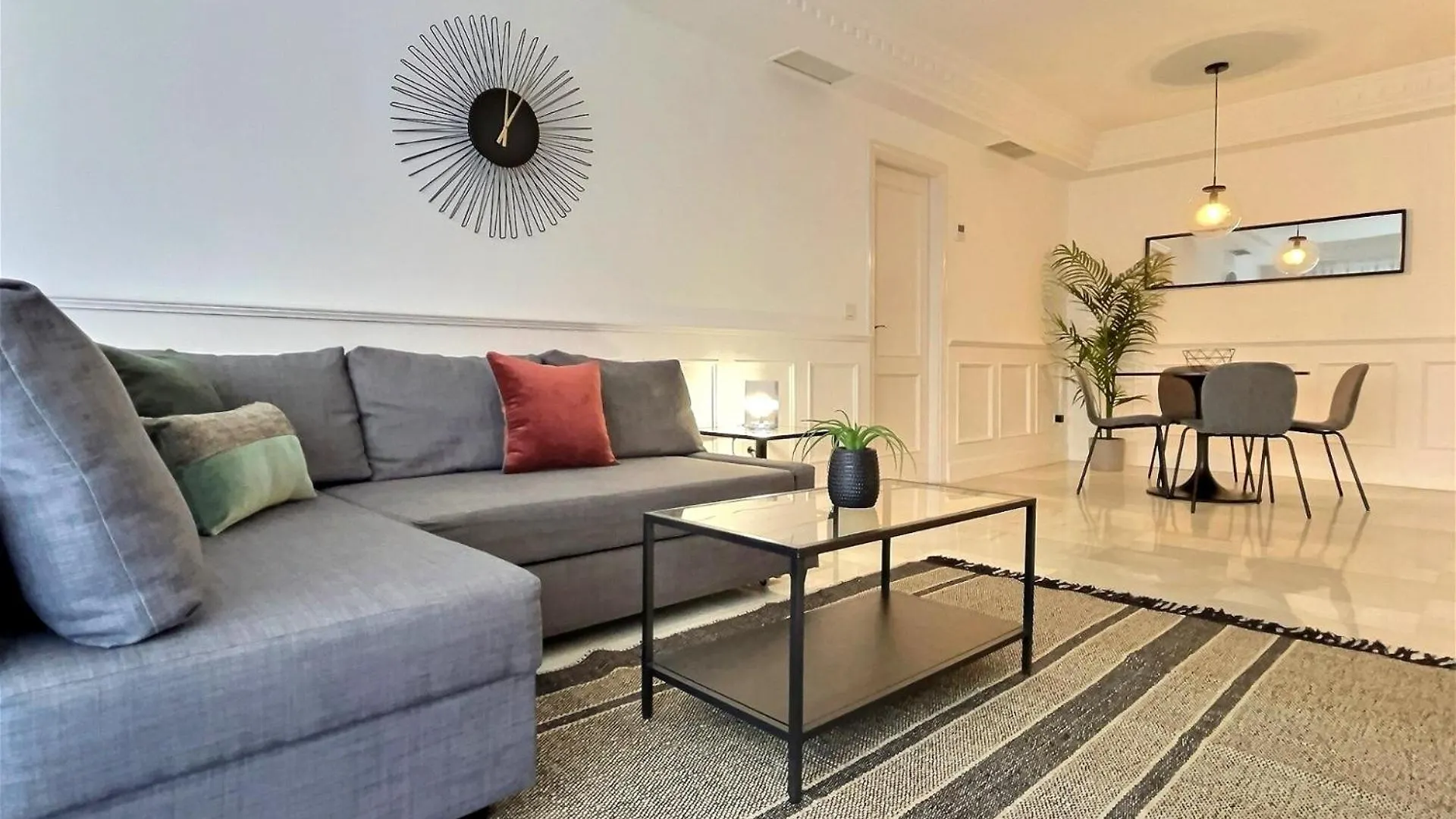 Harbour Heaven 2 Bed, 2 Bath Apartment Steps From Puerto Banus Marina And Beach Marbella Spain